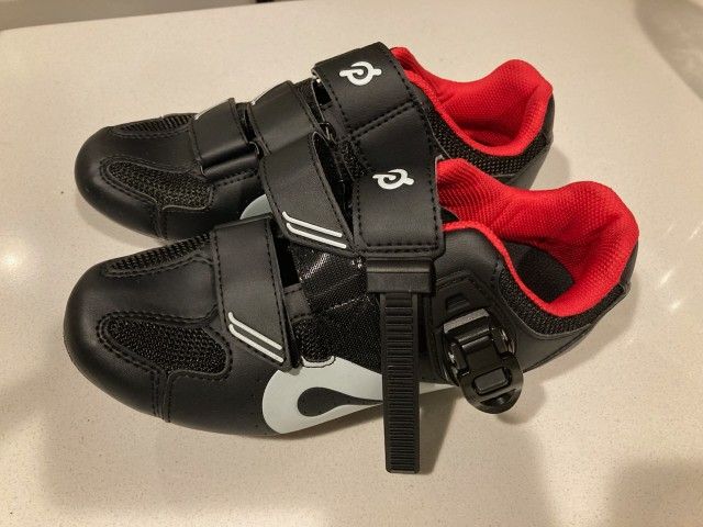 7.5 Women Peleton Shoe