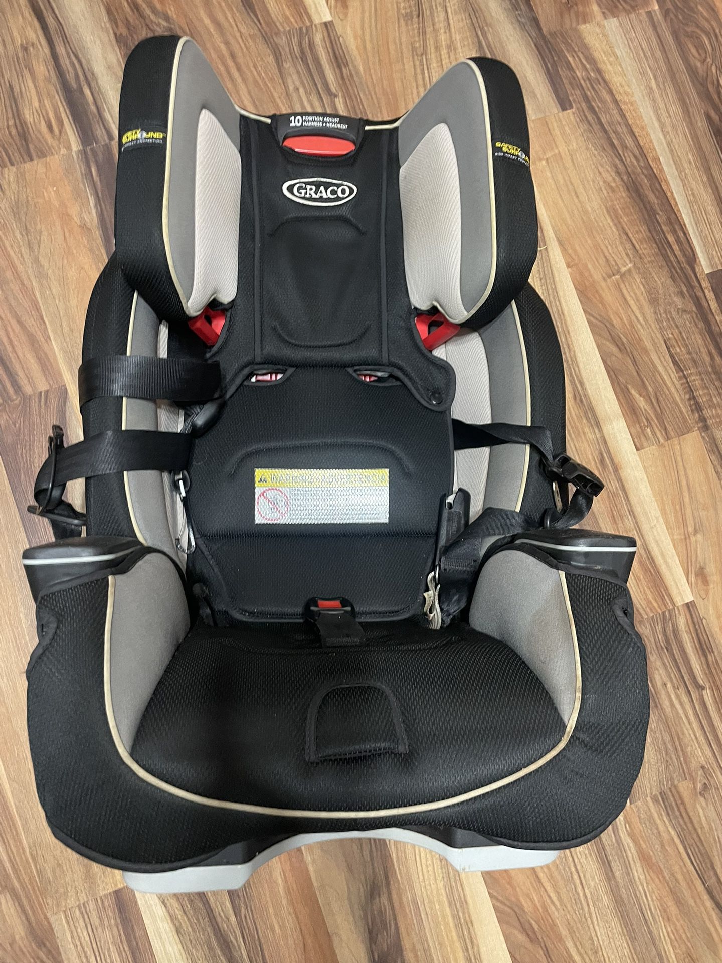 Graco Adjustable Car Seat/ Booster Seat