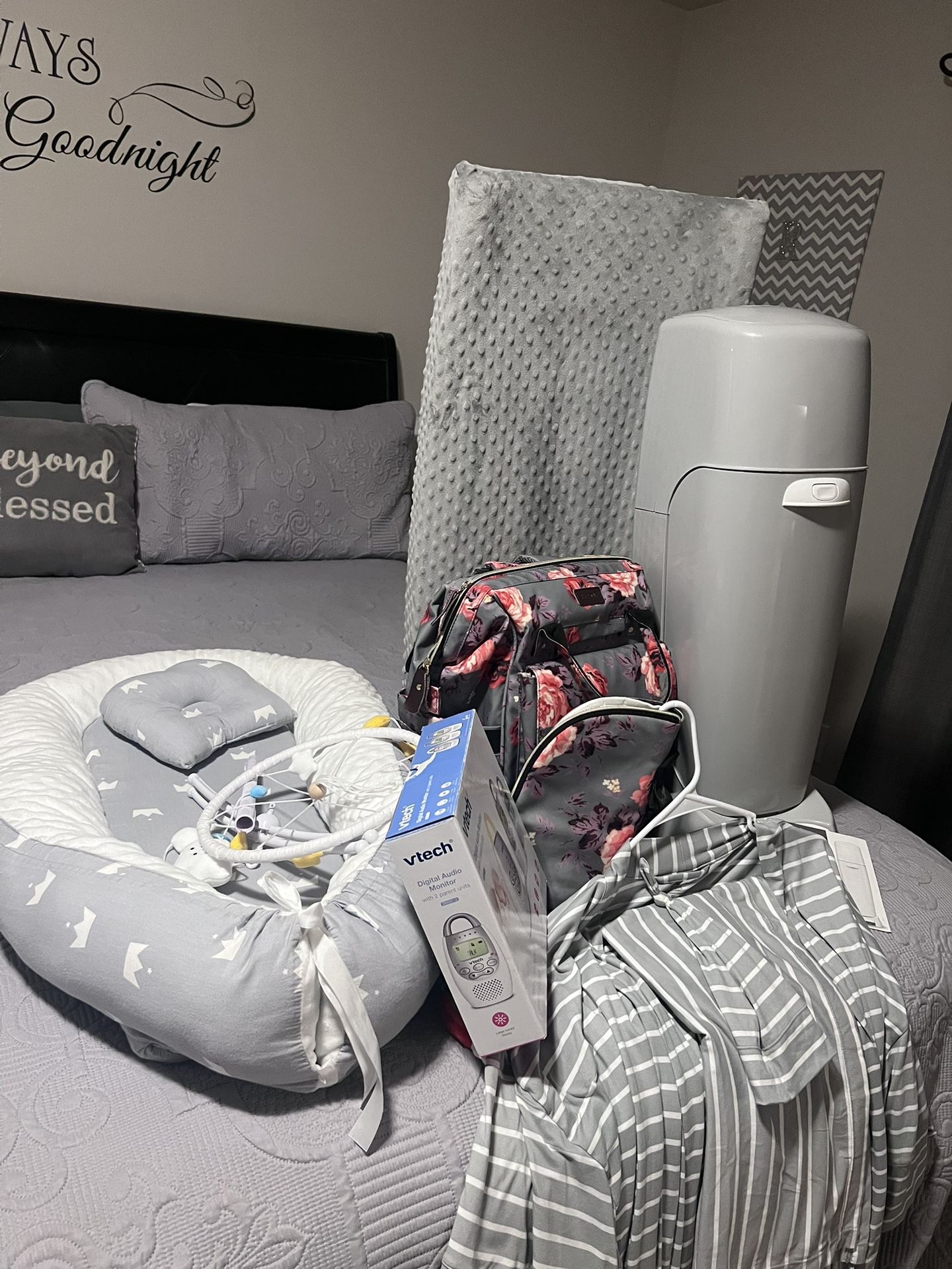 Gently Used Baby iItems