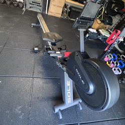 SOLE SR500 Rower 
