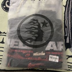 (New)Hellstar Sports/Family Tee Size L & (Brand New) HELLSTAR Football helmet Skull Tee Size L