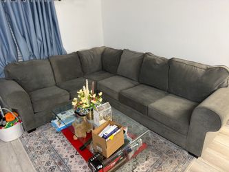 Large L-Shaped Sofa – Dark Gray – Good Condition