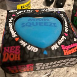 Nee Doh Squeeze Hearts