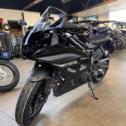 2024 Yamaha R7 In stock 