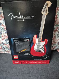 Retired LEGO Ideas Fender Stratocaster Set 21329