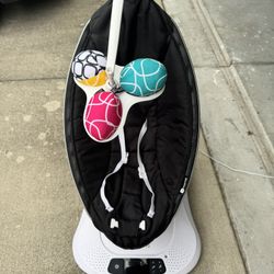 4moms MamaRoo Baby Swing