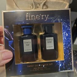 The Finery Perfume ~Perfect For Valentines Day 
