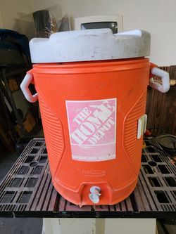 Igloo 5 gallon dispenser jug
