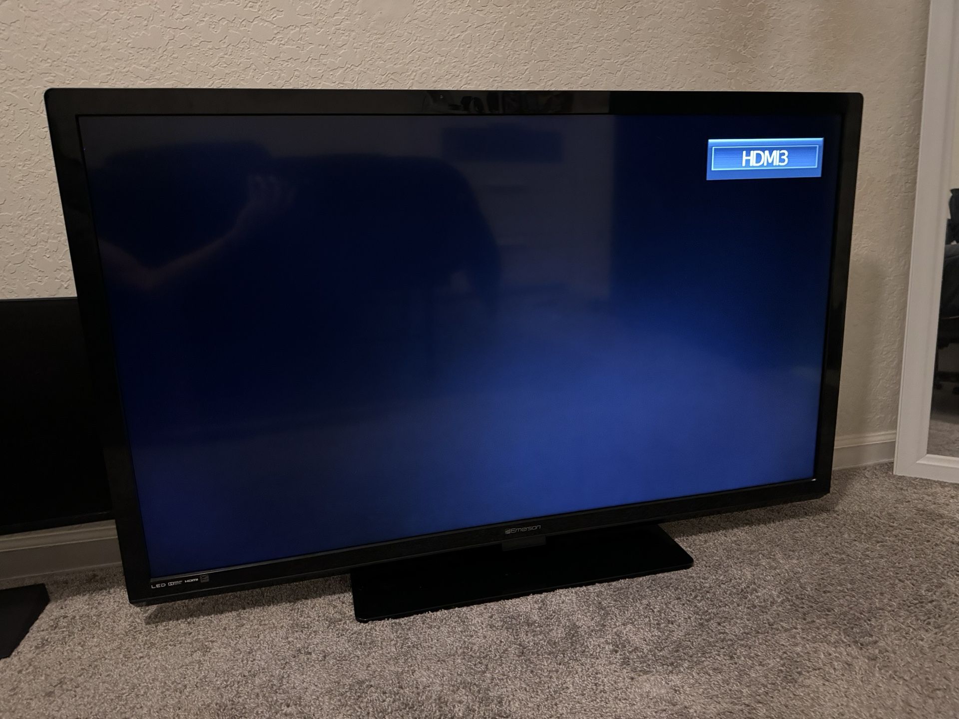 50” Emerson LF501EM5F