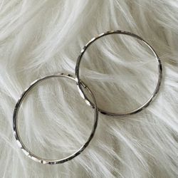 18k White Gold Diamond Cut Hoop Earrings 