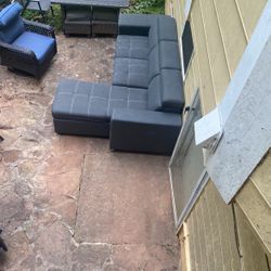 Free Couch 