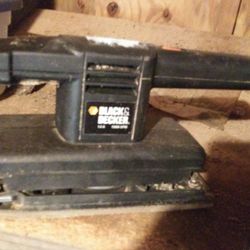 Black + Decker Sander