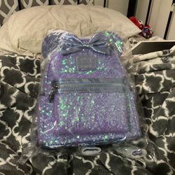 PALM  Pink A La Mode Exclusive Celebration Sequins Loungefly Mini Backpack Minnie NWT Mint Condition Purple