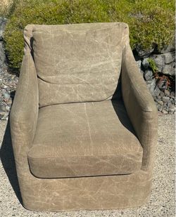 Swivel chair