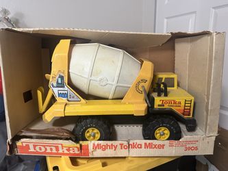 1980s Vintage Mighty Tonka Mixer 3905