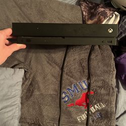Xbox One X