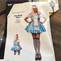 Darling Alice  Halloween costume