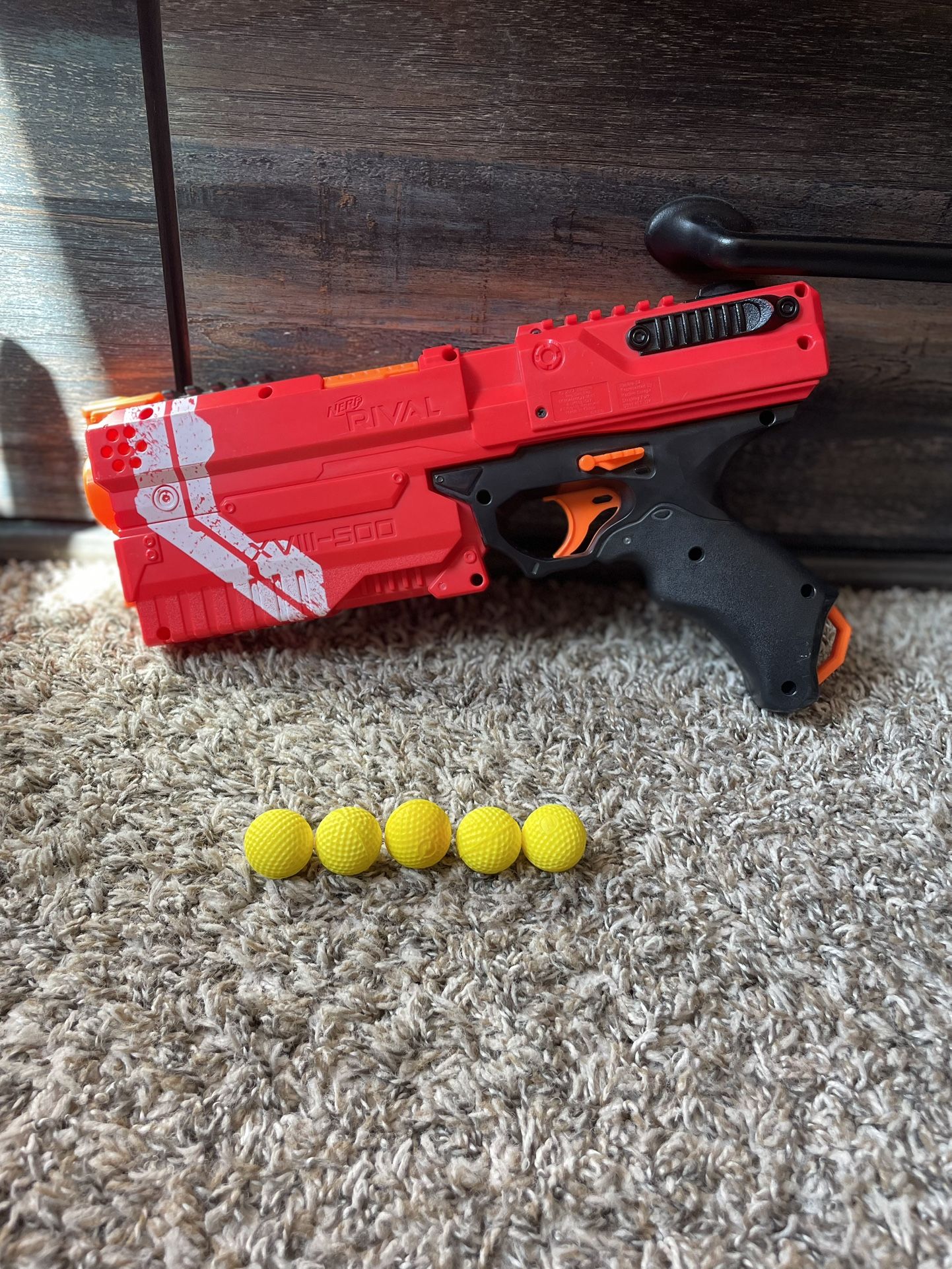 Nerf Rival Kronos XVII-500 Red W/5 Nerf Balls
