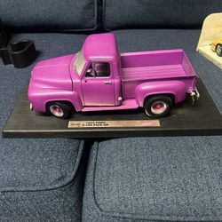 Maisto Purple 1953 F100