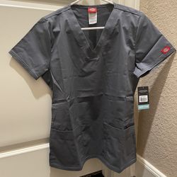 Scrubs Top Women’s Small Dickies