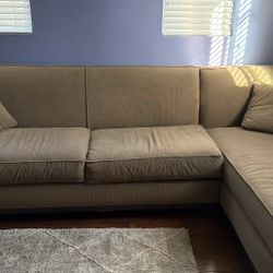 Sofa + Sofa Seat + Chase