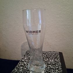 Wider Hefeweizen Beer Glass