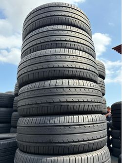 215/60/16 Vendo set de Tires con 80% de vida las 4