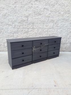 Gray Matte Bedroom Dresser Set!