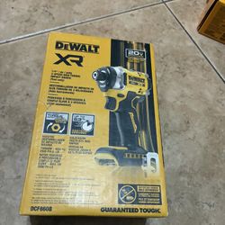 Dewalt XR 20 V 1/4  3 -speed High Torque Impact Driver Tool Only 120