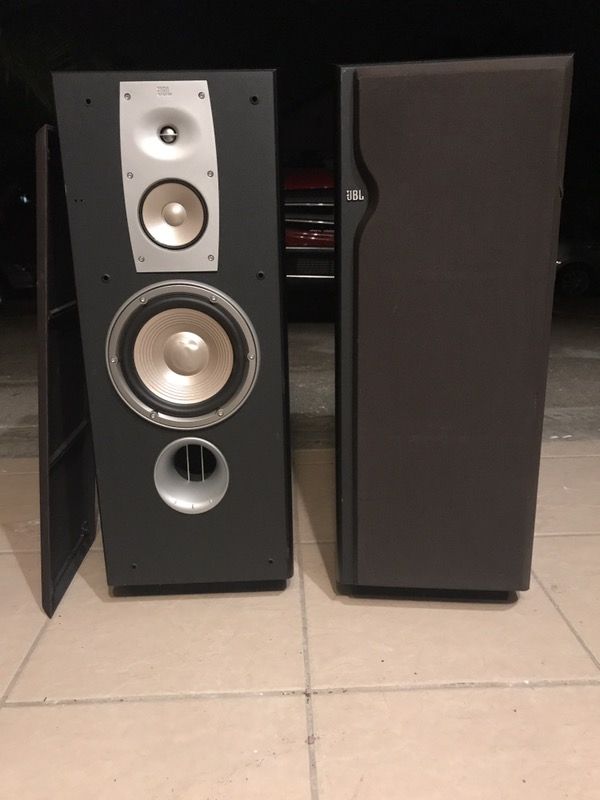 JBL N38 3-Way Floor-Standing Speakers Clean Works Well