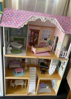 Delta Children MySize Dollhouse; Like new—assembled in January 2026.