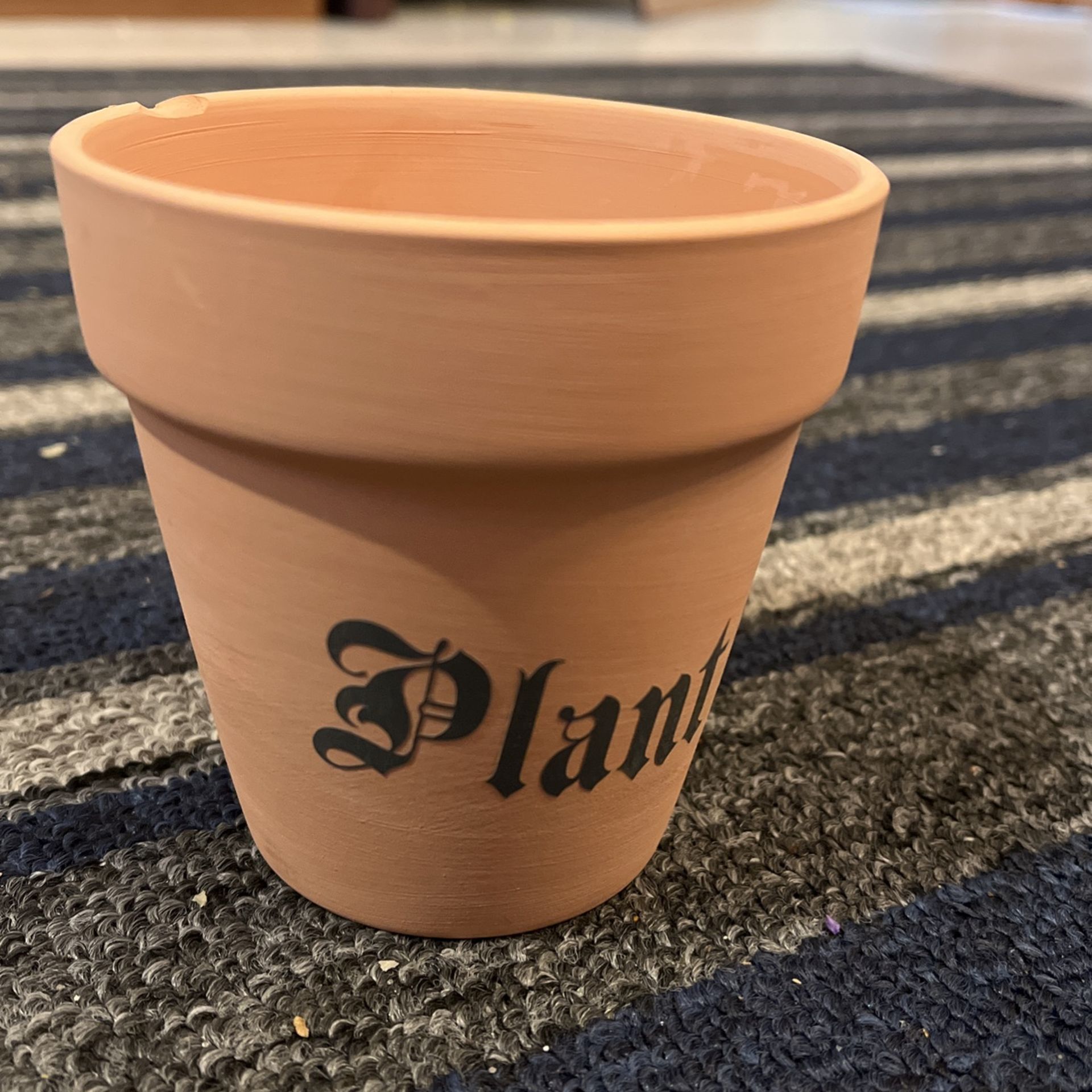 Small planter