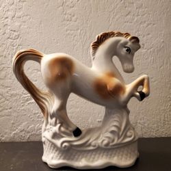 Large Ceramic Porcelain Horse Figurine (View All Photos)