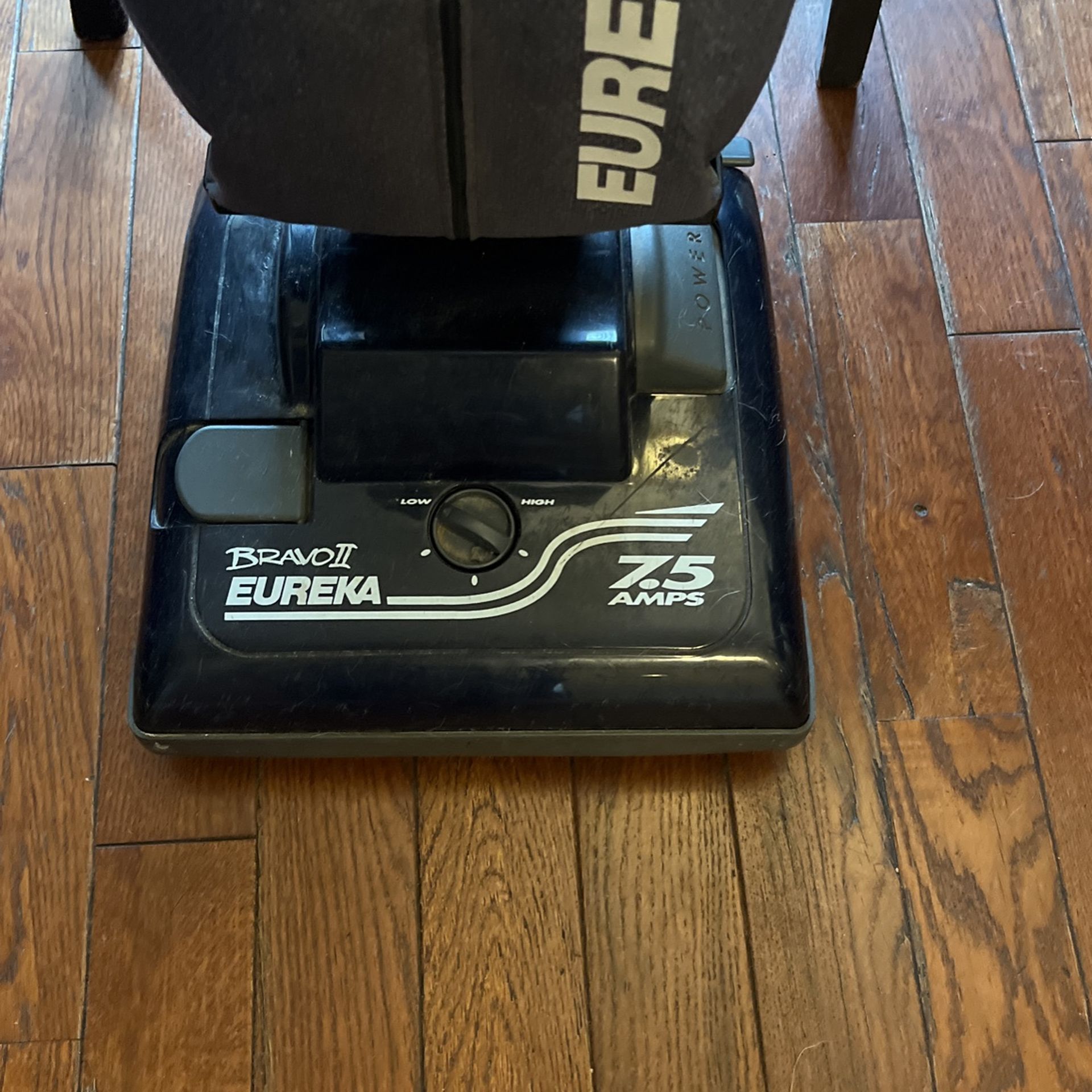Eureka Vacuum With Attachments for Sale in Streamwood, IL OfferUp