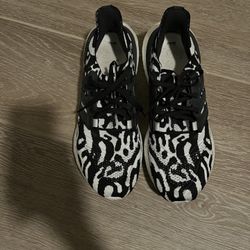 Adidas Sneakers (size 9.5)