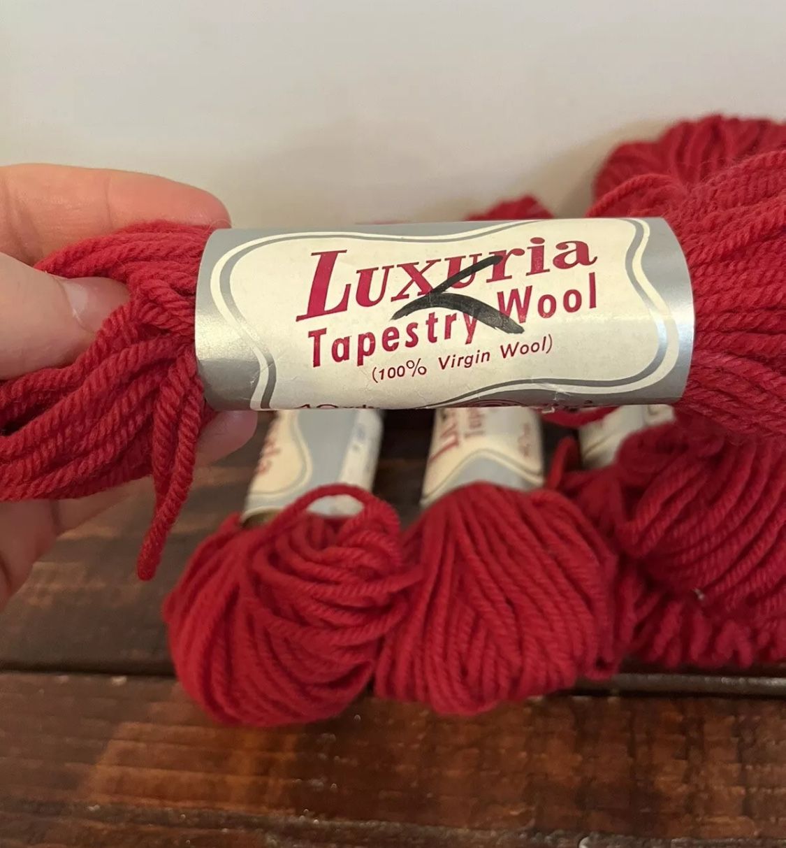 8 New Luxuria Tapestry Virgin Wool Yarn Skeins 40 Yards Vintage Crafts Lot