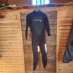 Brand New O'Neill Epic 4/3mm Wetsuit