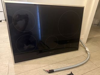 Induction Cooktop – 4 Burner Glass Top (Excellent Condition)