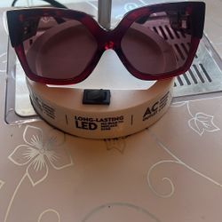 Woman’s Glasses Brand New