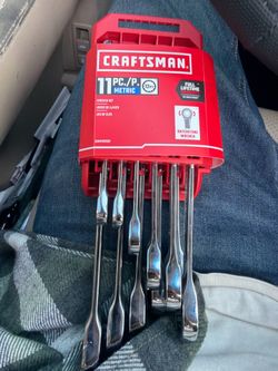Craftsman ratcheting wrench set (metric)