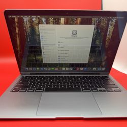 MacBook Air 13” ( 2020, M1, 8GB, 256) Excellent Working Conditions