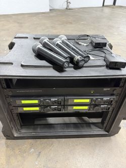 Shure Wireless ULX P4 G50 Band With Beta 58 / Sm 58 And Bodypacks