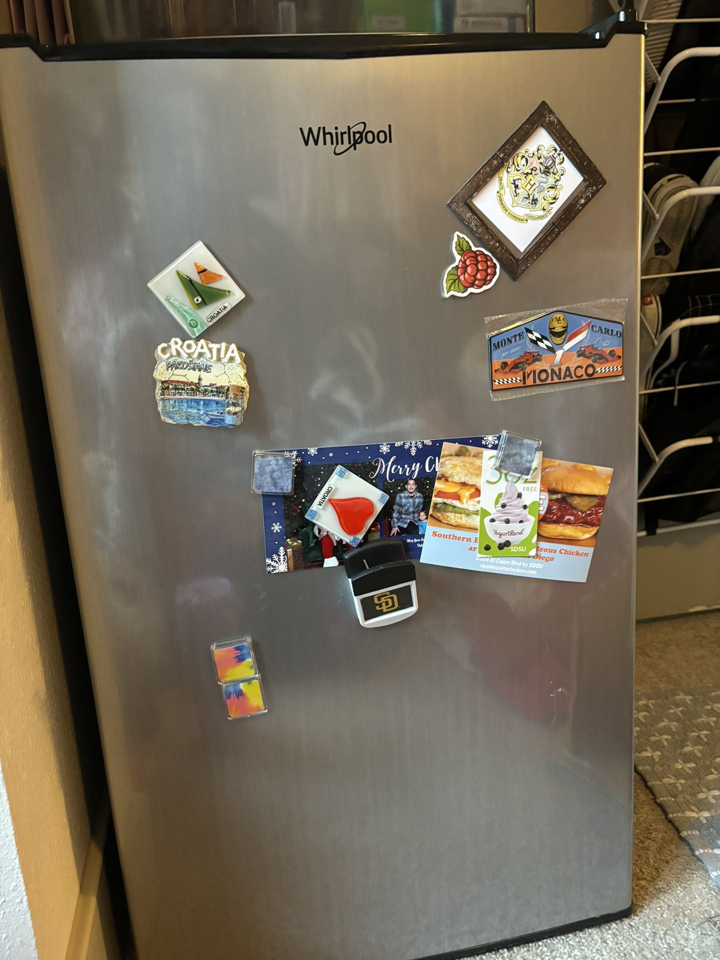Whirlpool Silver Mini Fridge With Freezer 