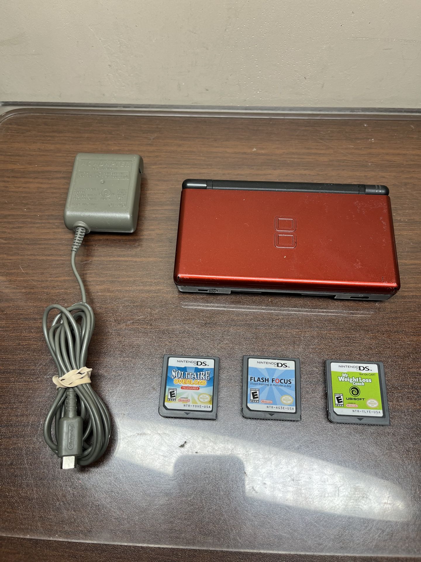 Nintendo DS Lite Handheld Console USG-001 Crimson Red/Black w/ Stylus & 3 Games