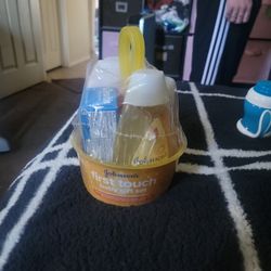 Johnsons First Touch Baby Gift Set