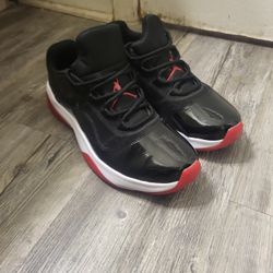 JORDAN'S  9-1/2 (EXCELLENT CONDITION)