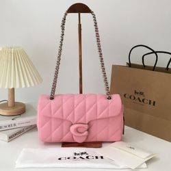 COACH new chain bag shoulder bag pink