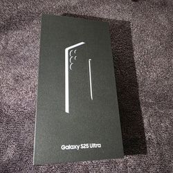 Samsung Galaxy S25 Ultra Empty Box