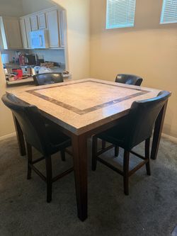 Dining set