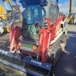 2019 Takeuchi TL6CR Track Skid Steer